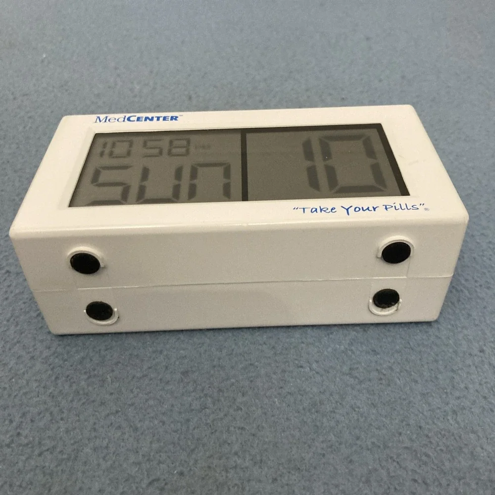 The MedCenter System Multicolor Alarm/Reminder Clock w/4 Alarms - Tested/Works